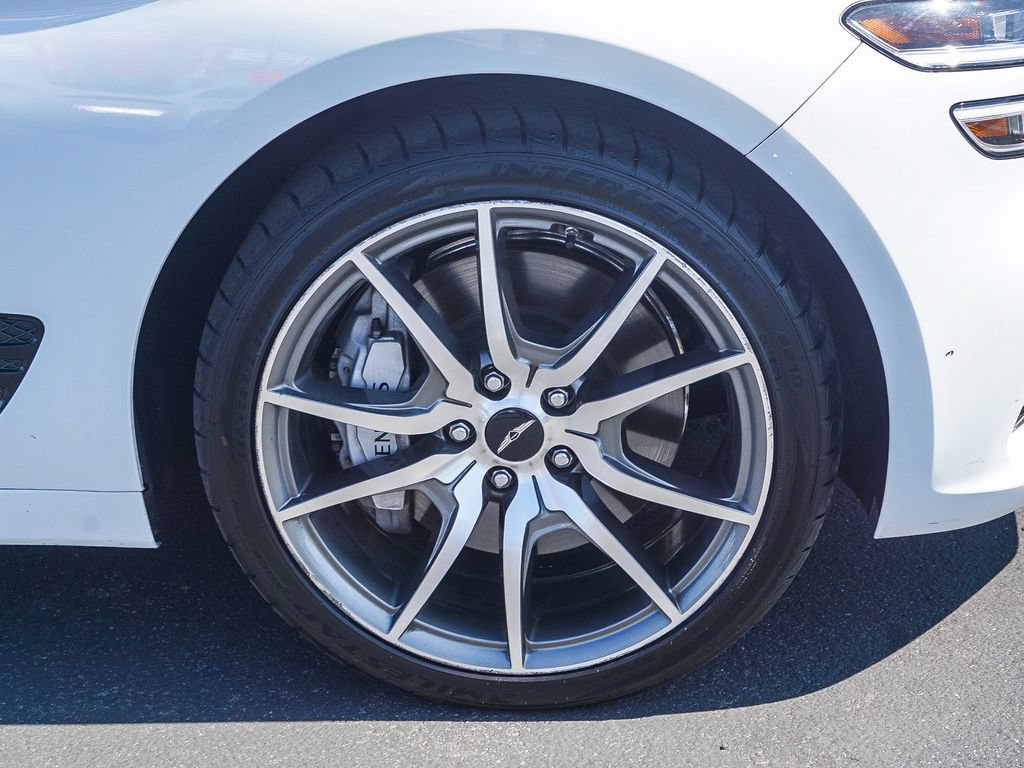 Used 2025 Genesis G70 2.5T RWD image 9