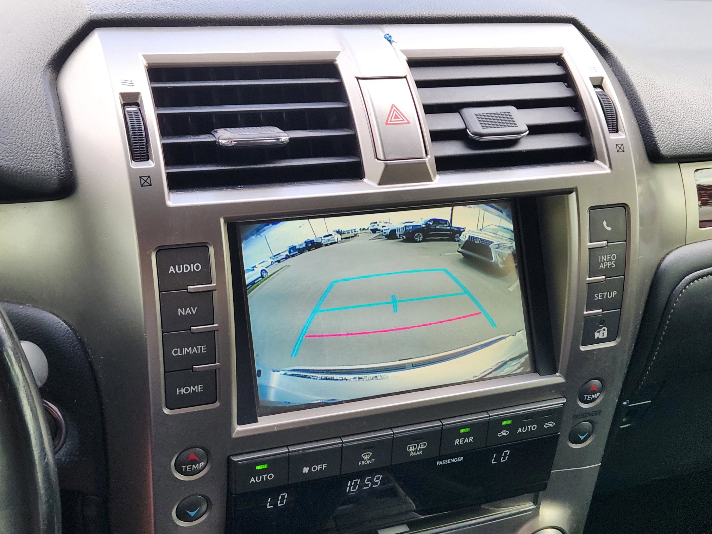 Used 2017 Lexus GX 460 Luxury w/ Preferred Accessory Package image 10