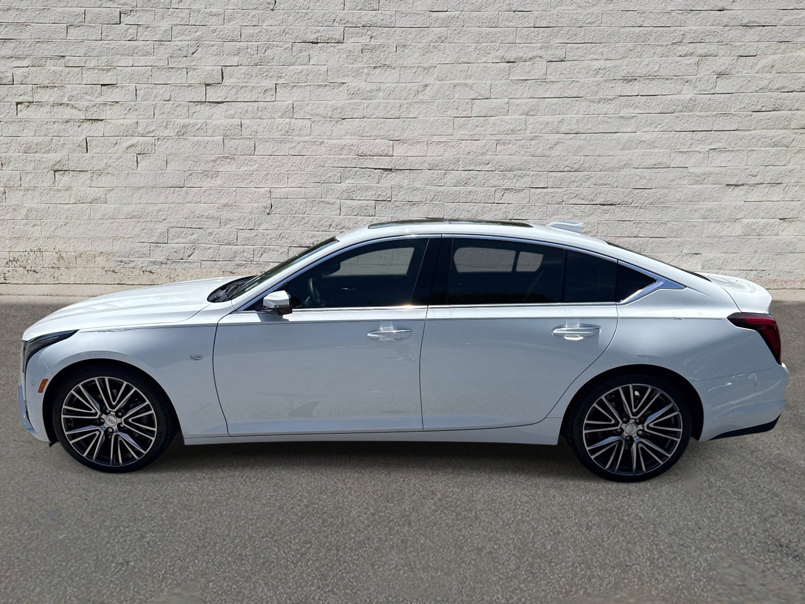 Used 2026 Cadillac CT5 Premium Luxury RWD image 8
