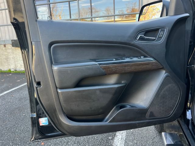 Used 2018 GMC Canyon Denali image 10