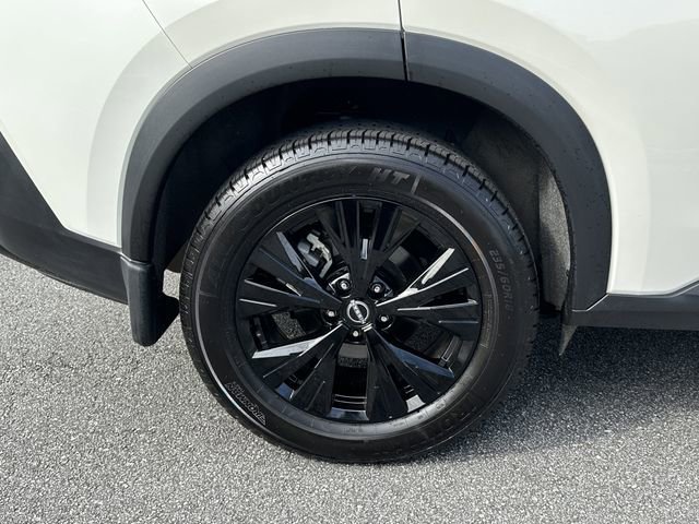 Certified 2023 Nissan Rogue SV w/ SV Premium B Package AWD/4WD image 18