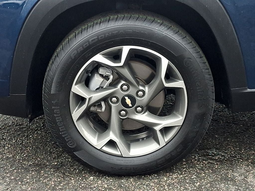 Used 2024 Chevrolet Trax LT w/ Driver Confidence Package FWD image 8
