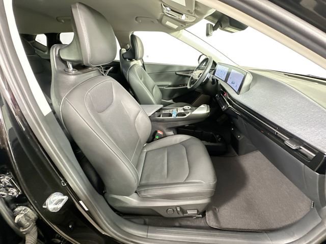 Used 2024 Kia EV6 Wind w/ Wind Technology Package AWD/4WD image 30