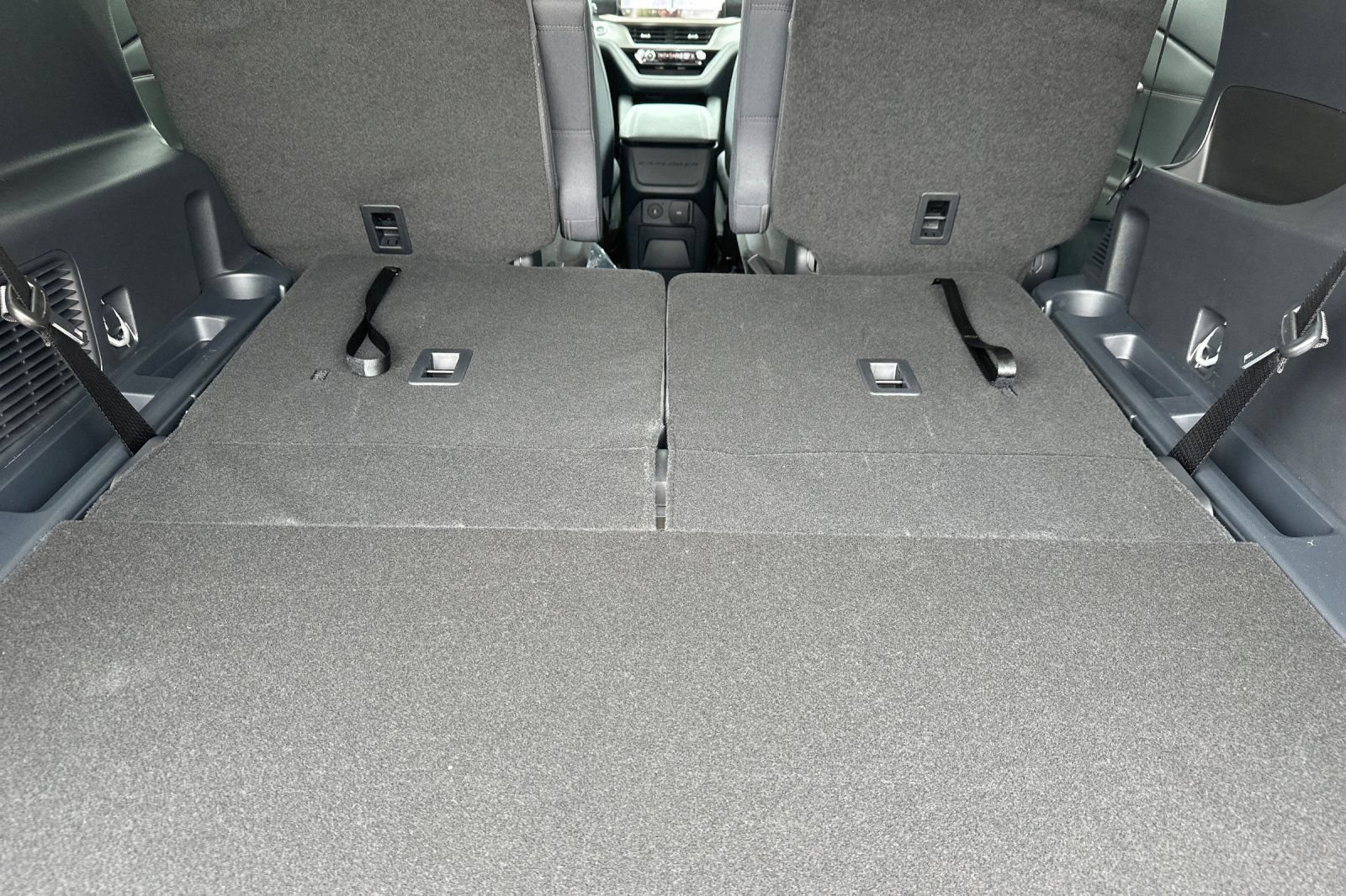 New 2026 Ford Explorer Active RWD image 15