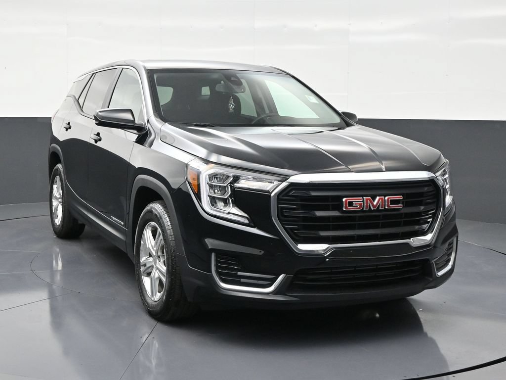 Used 2024 GMC Terrain SLE w/ Driver Convenience Package FWD image 7