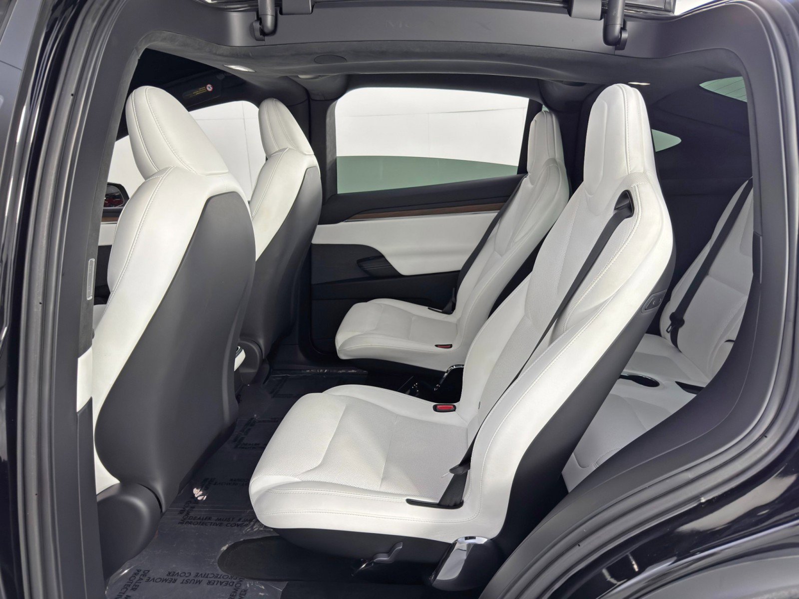 Used 2023 Tesla Model X image 44