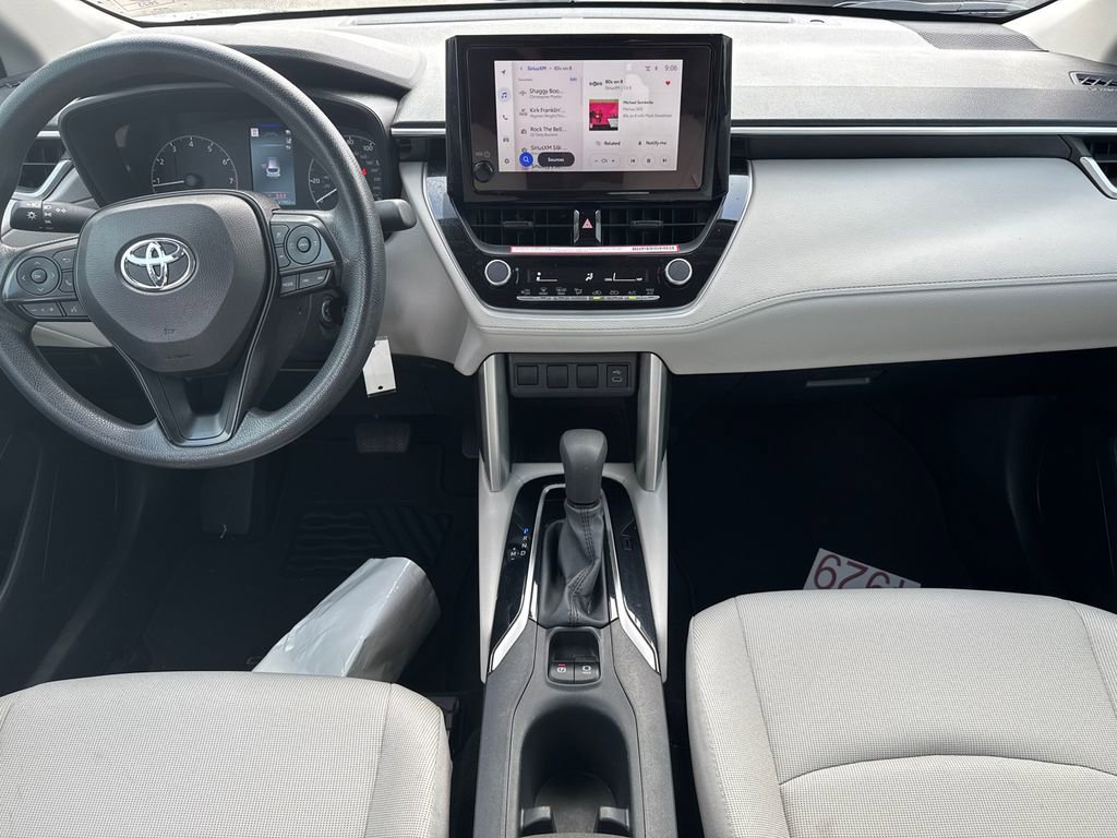 Certified 2024 Toyota Corolla Cross L image 24