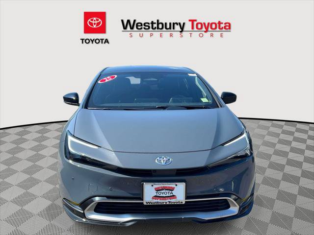 Certified 2025 Toyota Prius Plug-In Hybrid w/ Limited Premium Package FWD image 3