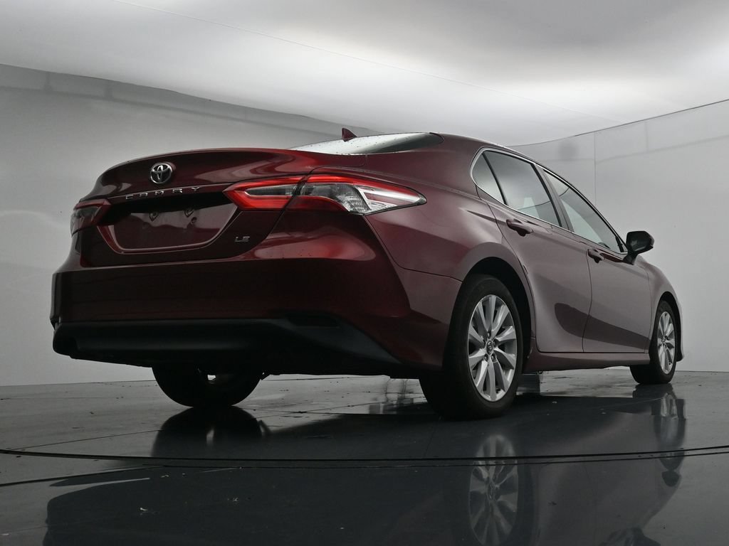 Used 2019 Toyota Camry LE FWD image 22