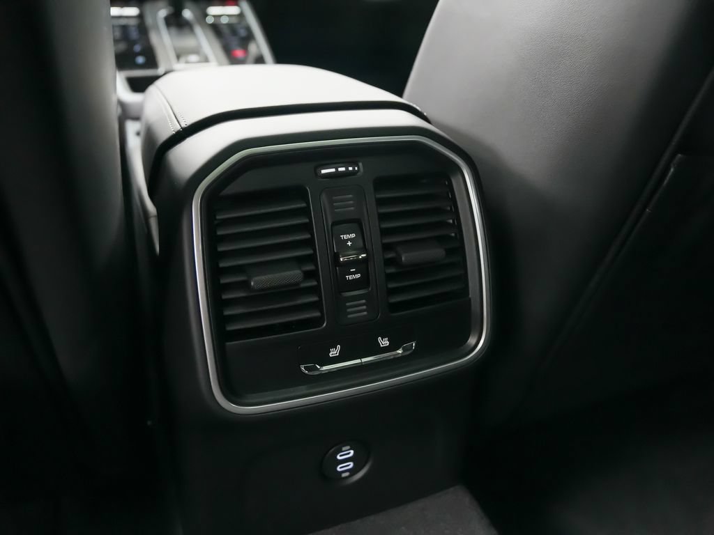 New 2026 Porsche Macan Turbo AWD/4WD image 19