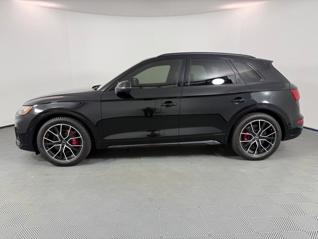 Used 2021 Audi SQ5 Prestige w/ Prestige Package image 2