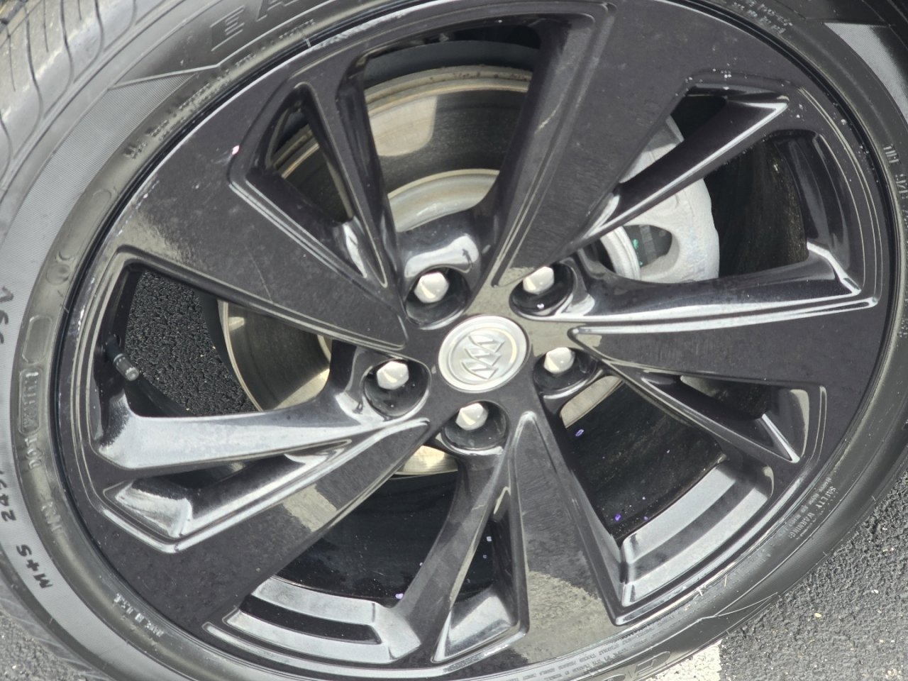 Used 2021 Buick Envision Essence w/ Technology Package I image 11