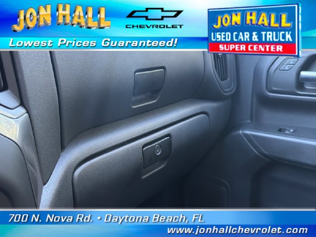 Used 2024 Chevrolet Silverado 1500 Custom Trail Boss w/ Turbomax Blackout Package AWD/4WD image 21