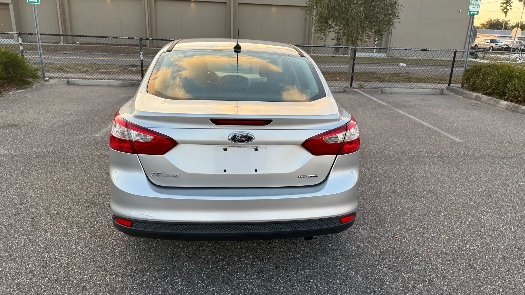 Used 2013 Ford Focus S FWD image 7