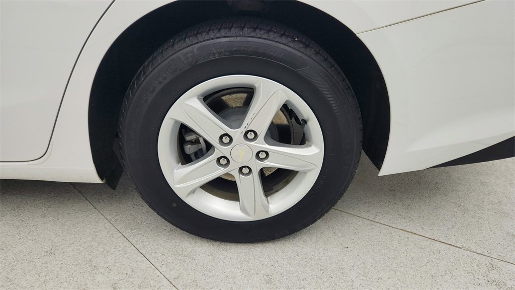 Used 2019 Chevrolet Malibu LS image 27