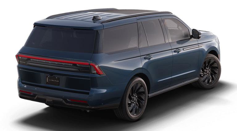 New 2025 Lincoln Navigator Reserve w/ Jet Appearance Package image 3