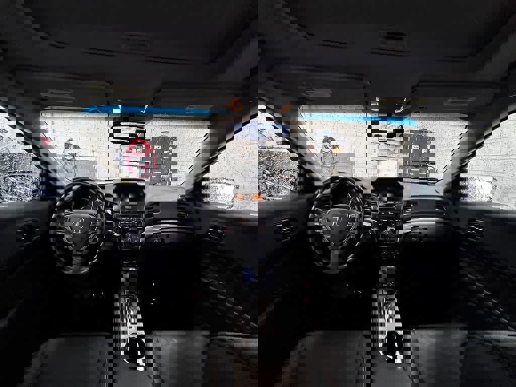 Used 2015 Acura ILX w/ Technology Package FWD image 14