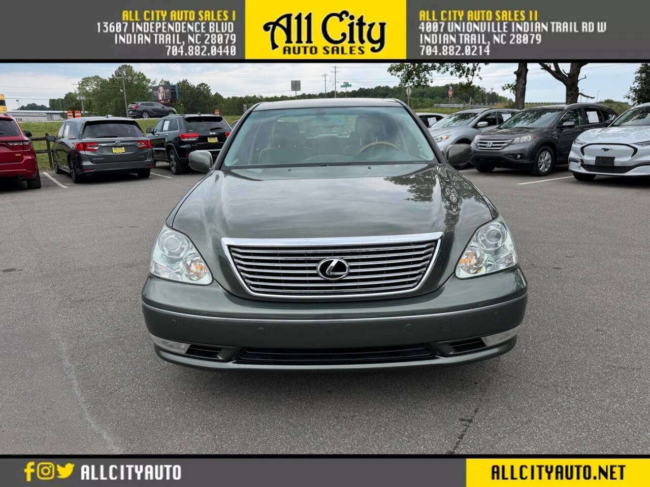 Used 2005 Lexus LS 430 RWD image 2