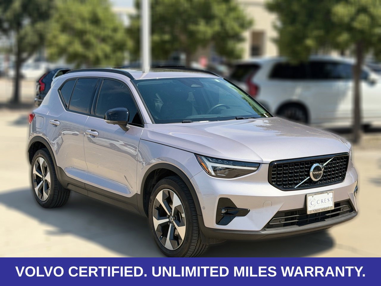 Certified 2026 Volvo XC40 B5 Plus AWD/4WD image 6