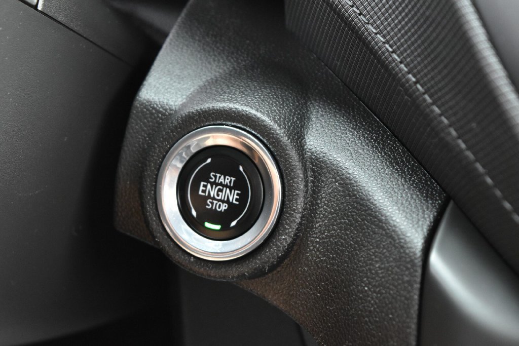Used 2023 Chevrolet TrailBlazer LT FWD image 21
