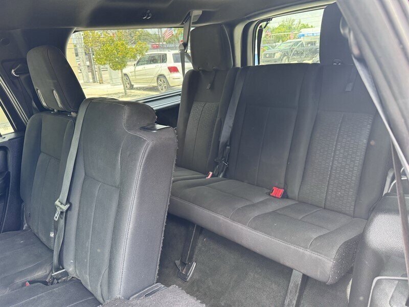 Used 2016 Ford Expedition EL XLT AWD/4WD image 14