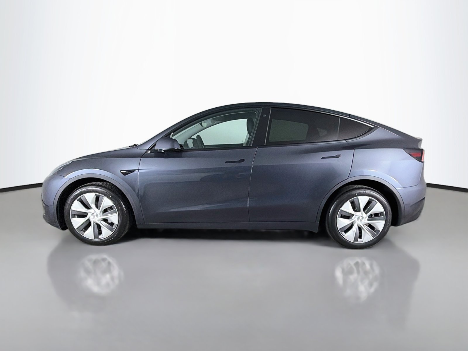 Used 2023 Tesla Model Y Long Range AWD/4WD image 4