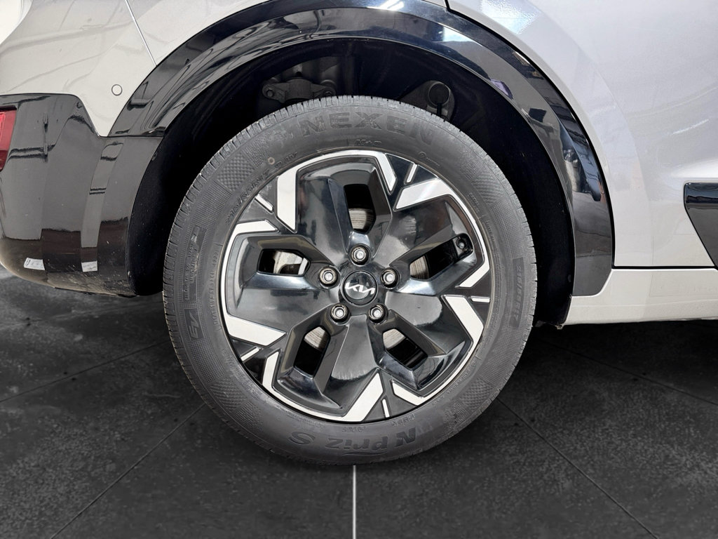 Used 2023 Kia Niro Wave w/ Wave Preserve Package FWD image 35
