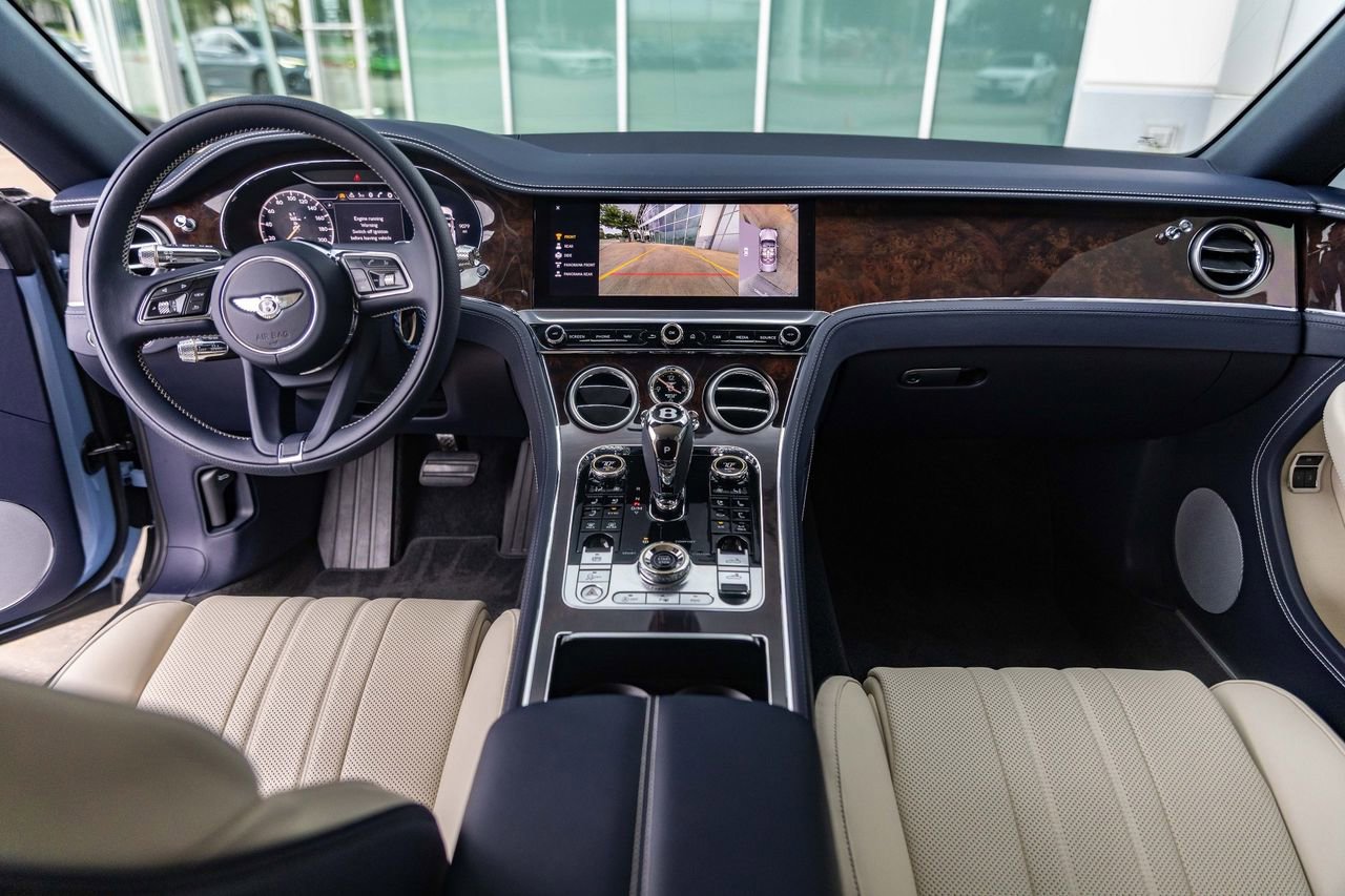 Used 2023 Bentley Continental GT Mulliner AWD/4WD image 4