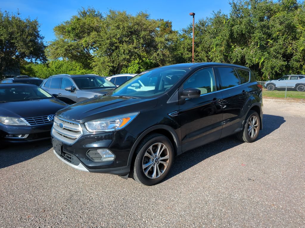 Used 2019 Ford Escape SE AWD/4WD image 2