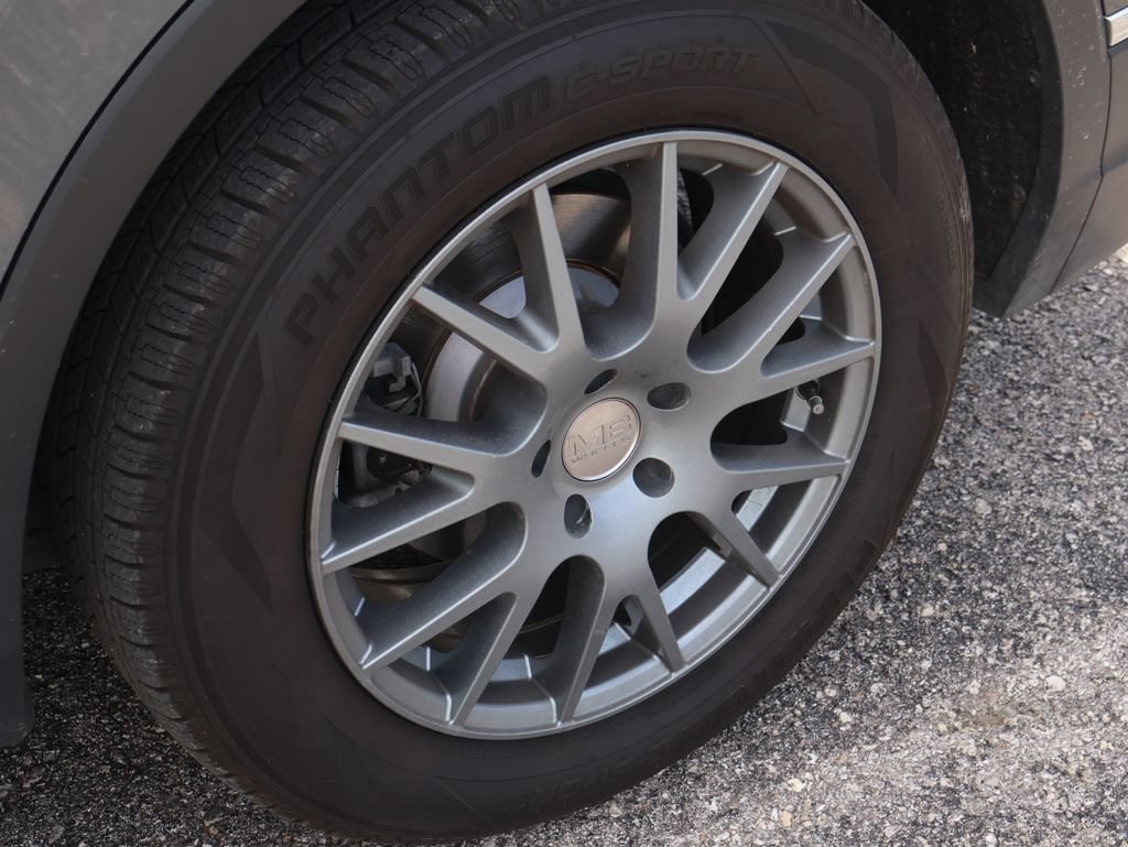 Used 2024 Volkswagen Tiguan S AWD/4WD image 41