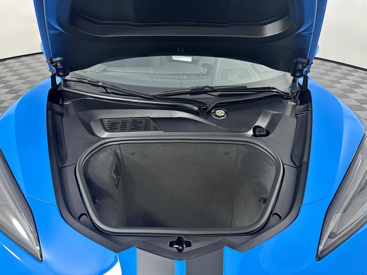 Used 2024 Chevrolet Corvette Stingray Coupe w/ 1LT image 24