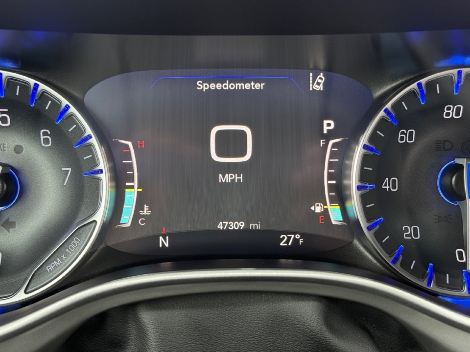 Used 2025 Chrysler Pacifica Select image 24