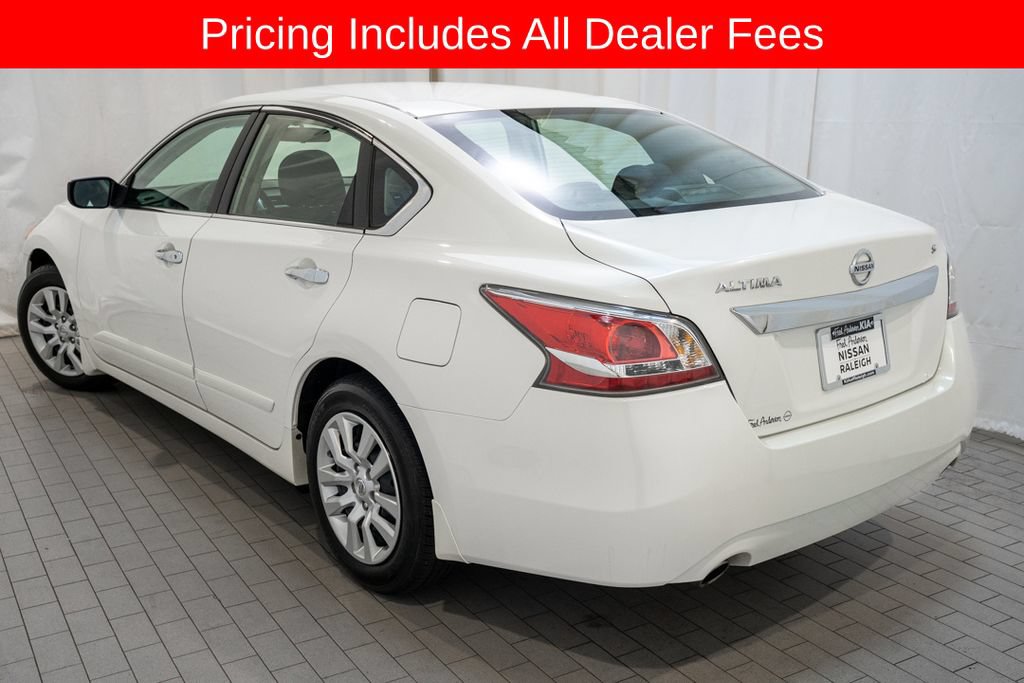 Used 2015 Nissan Altima 2.5 S w/ Power Driver Seat Package FWD image 3