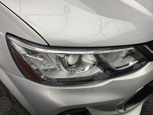 Used 2020 Chevrolet Sonic LT w/ RS Package image 23