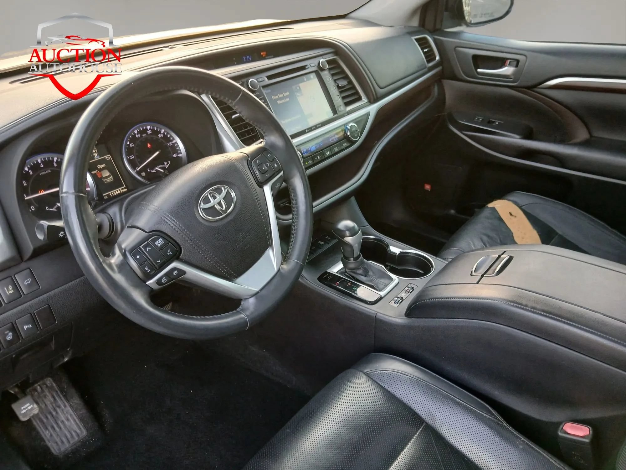 Used 2016 Toyota Highlander Limited Platinum AWD/4WD image 15