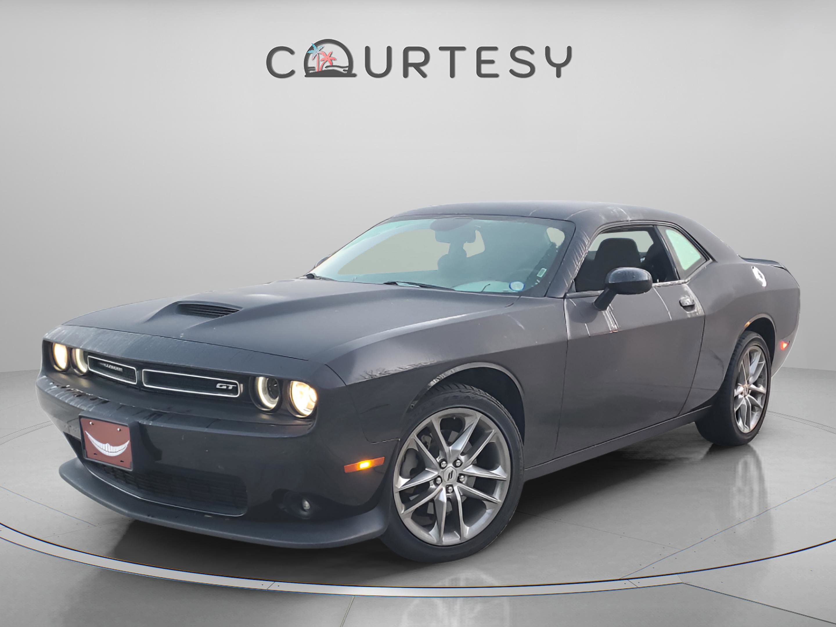 Certified 2022 Dodge Challenger GT image 1