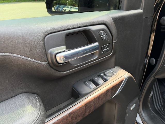 Used 2023 GMC Sierra 3500 Denali w/ Denali Black Diamond Edition AWD/4WD image 18