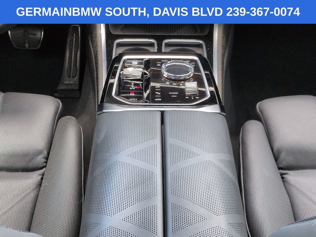 Certified 2023 BMW 740i RWD image 20