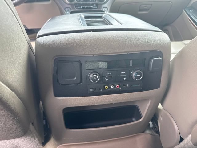 Used 2016 Chevrolet Suburban LTZ AWD/4WD image 18