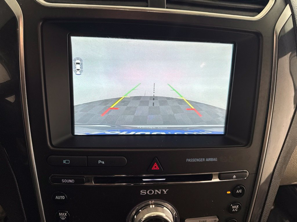 Used 2018 Ford Explorer Limited AWD/4WD image 44