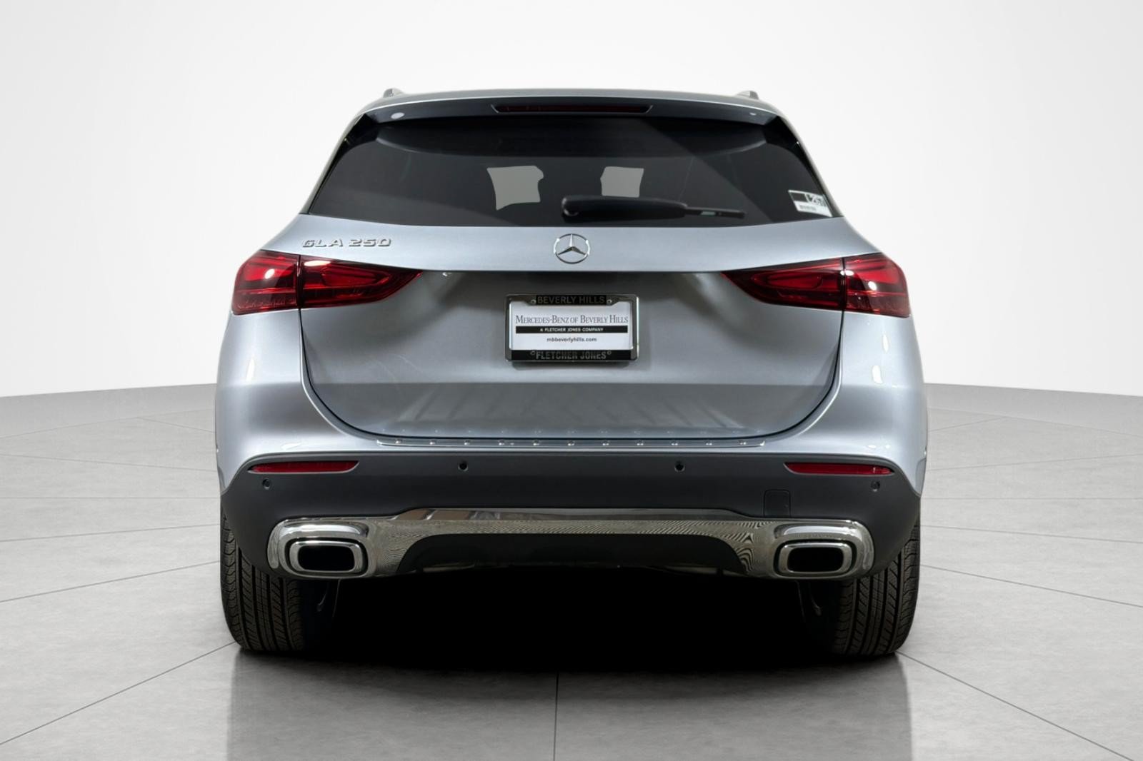 Used 2026 Mercedes-Benz GLA 250 image 4