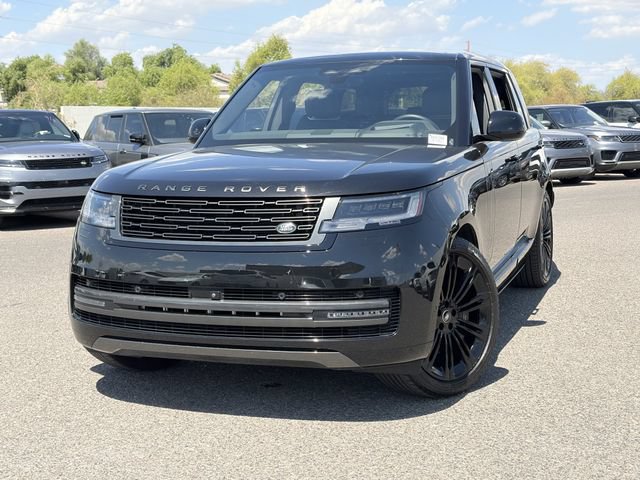 Used 2025 Land Rover Range Rover Long Wheelbase SE AWD/4WD image 3