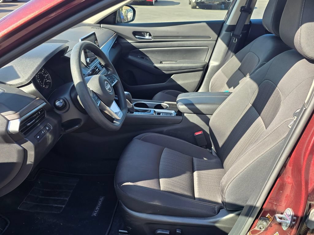 Used 2024 Nissan Altima 2.5 SV AWD/4WD image 20