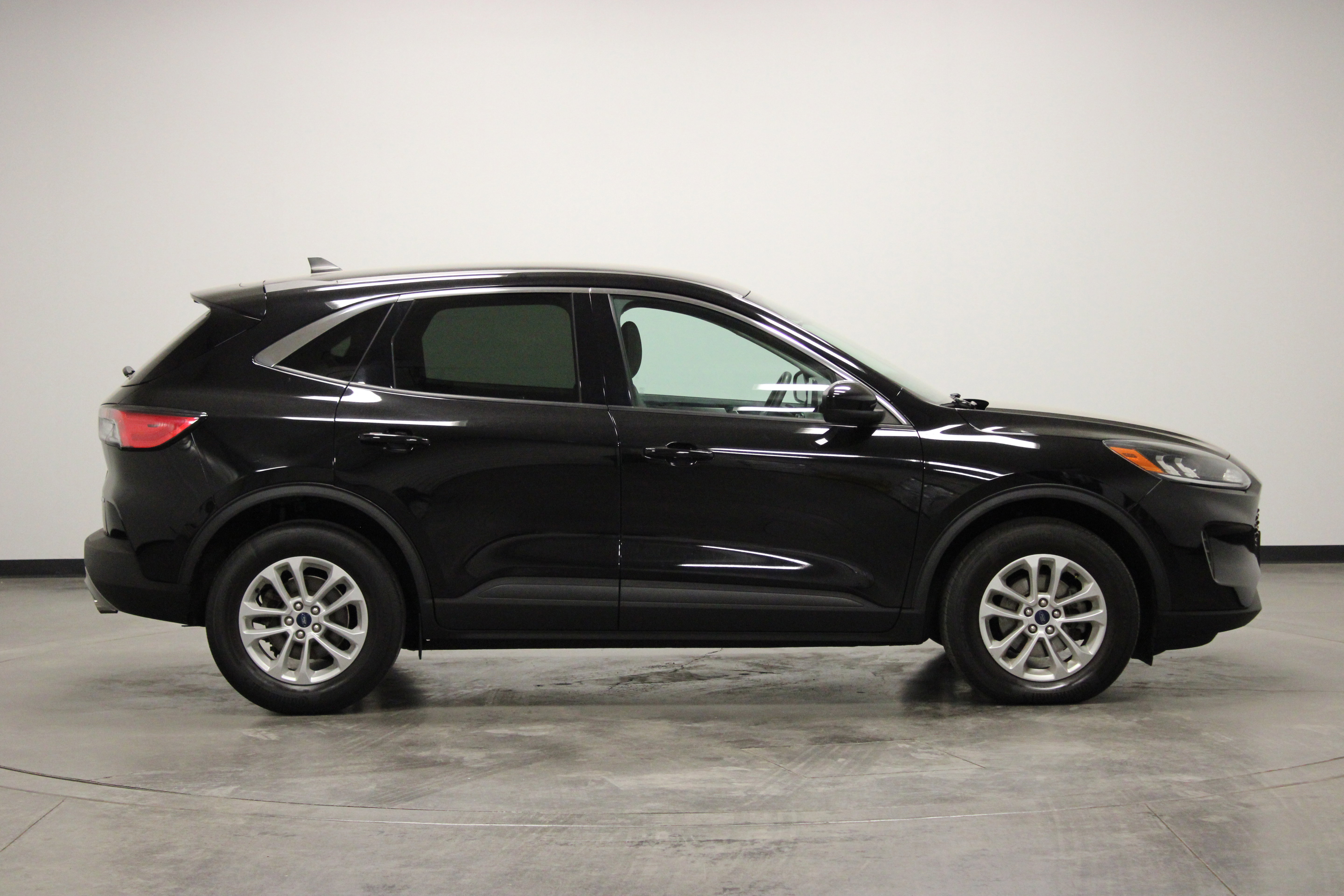 Used 2021 Ford Escape SE AWD/4WD image 9