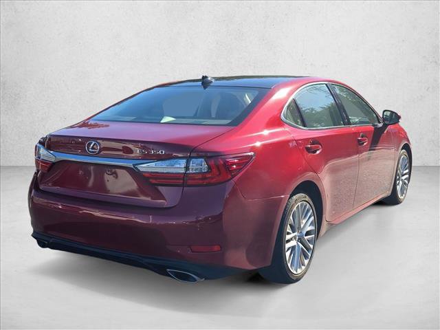 Used 2017 Lexus ES 350 w/ Ultra Luxury Package FWD image 5