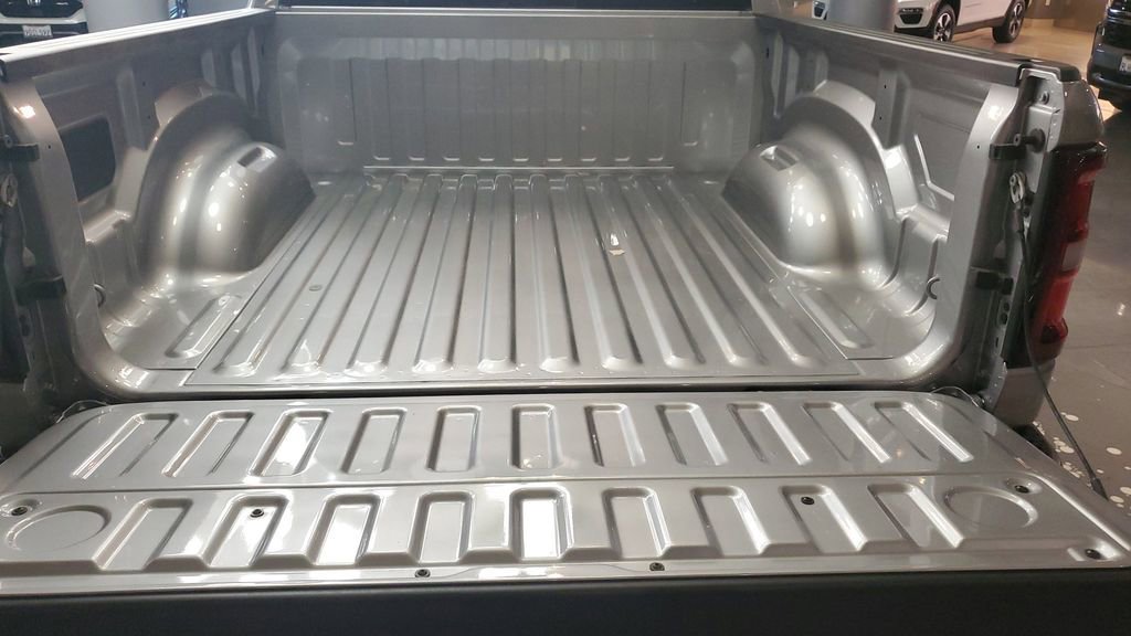 Used 2025 RAM 1500 Tradesman image 8