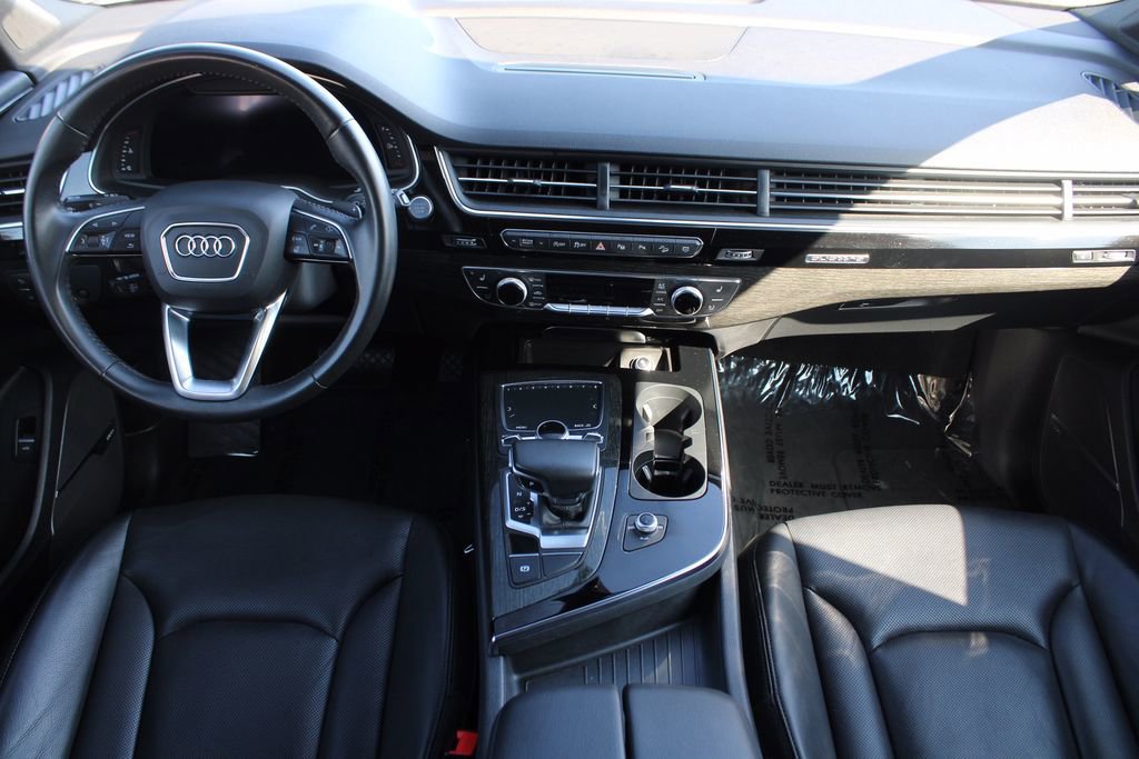 Used 2019 Audi Q7 3.0T Premium Plus w/ Premium Plus Package image 17