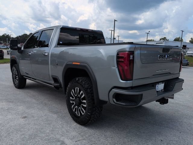 Used 2024 GMC Sierra 3500 Denali Ultimate AWD/4WD image 7