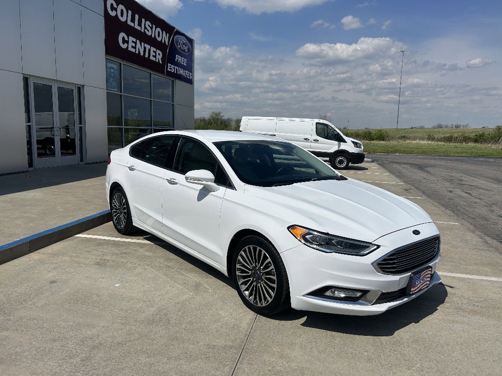 Used 2018 Ford Fusion Titanium image 7