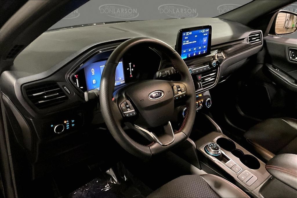 Used 2025 Ford Escape ST-Line AWD/4WD image 19